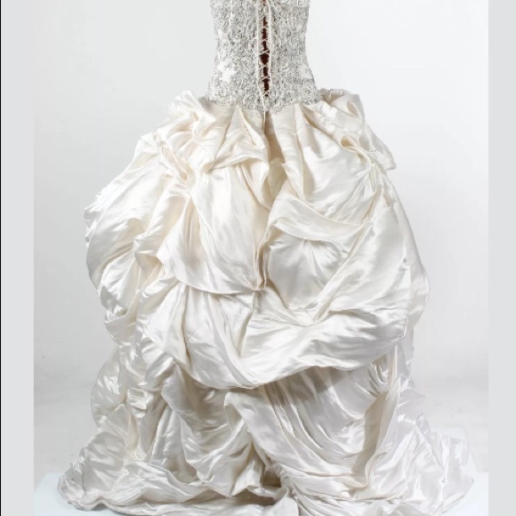 BARACCI COUTURE SILK CRYSTAL WEDDING GOWN -RARE - Picture 2 of 8